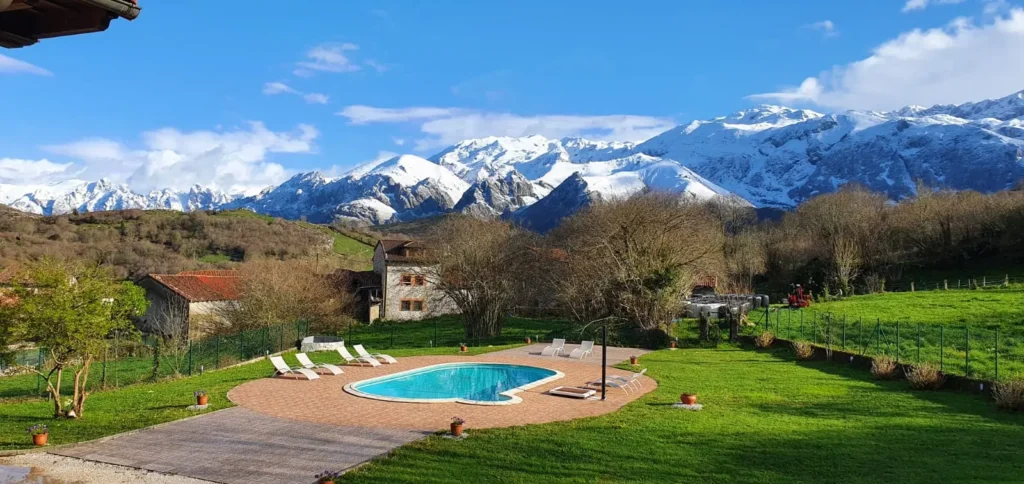Habitación Habitación doble con balcón y vistas a la montaña N°3